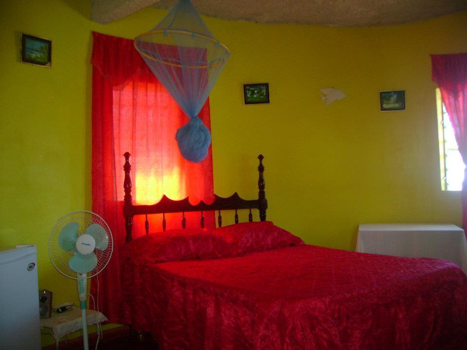 Waikiki Guest House Пляж Сокровищ Номер фото