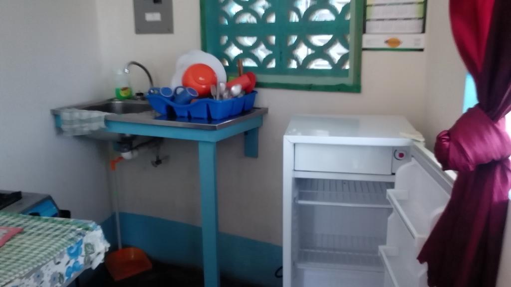 Waikiki Guest House Пляж Сокровищ Номер фото